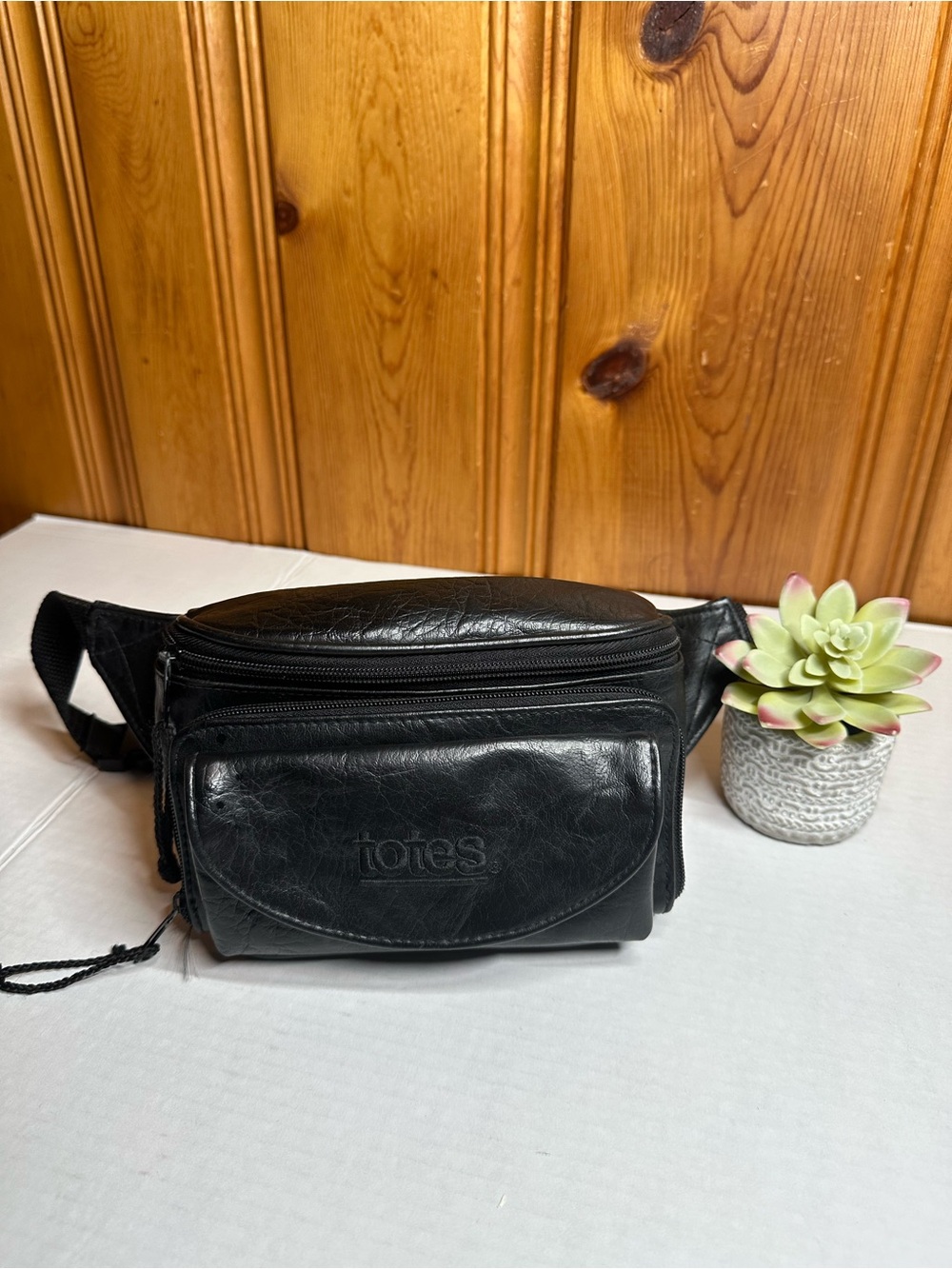 totes Black Leather Belt Bag with Front Zip Pocket